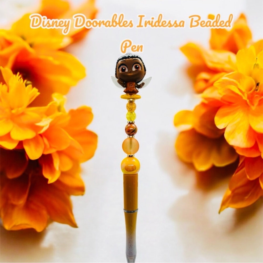 Disney Doorables Iridessa And Snow White Beaded Pen Bundle